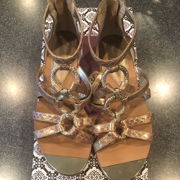 isola gold sandals
